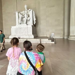 Meet your Posher, Caiti